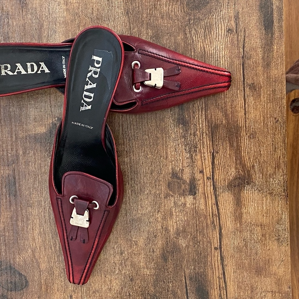 Burgundy is the IT color this fall. Prada mules deep red s. 38 kitten heels.